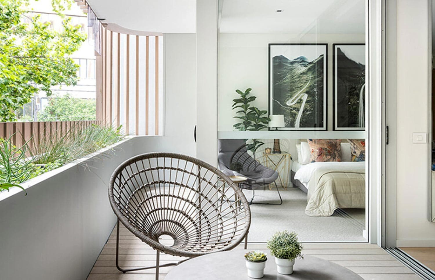 Calibre Cooper Street, balcony and bedroom, timber screen batten detail