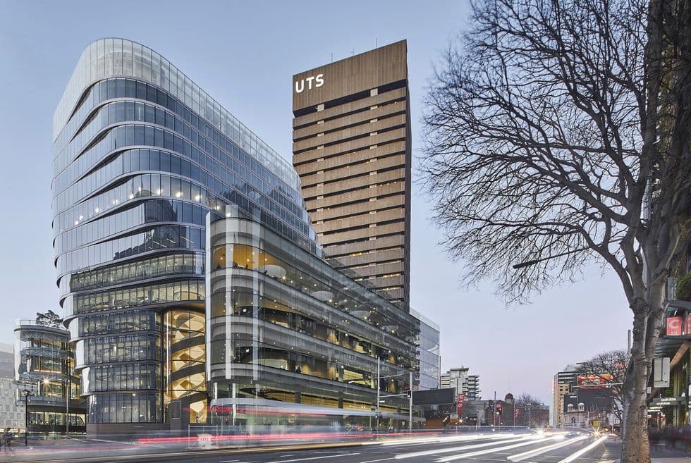 UTS Central podium overlooking Alumni Green